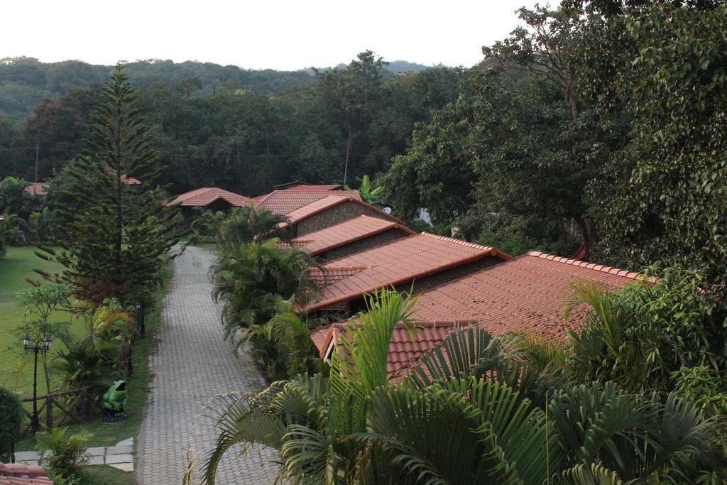 Shangri La Jungle Village Molem Esterno foto